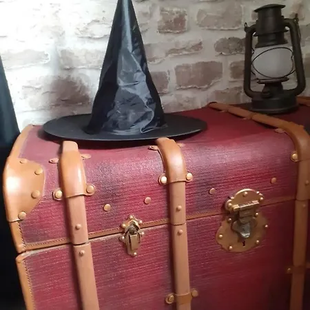 Apartment Aventure, Entier + Escape Game ! *